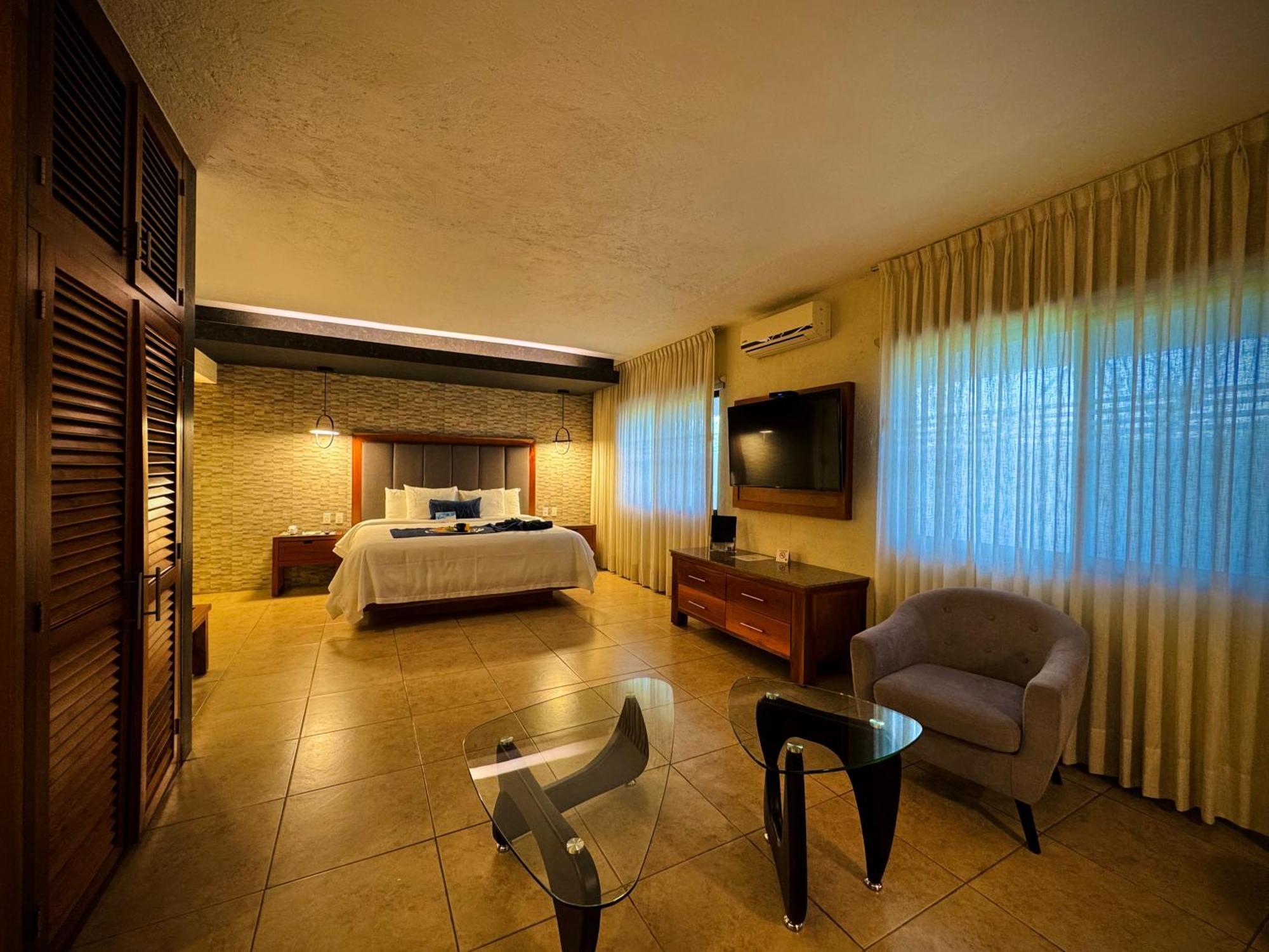 Comfort Inn Córdoba Eksteriør bilde