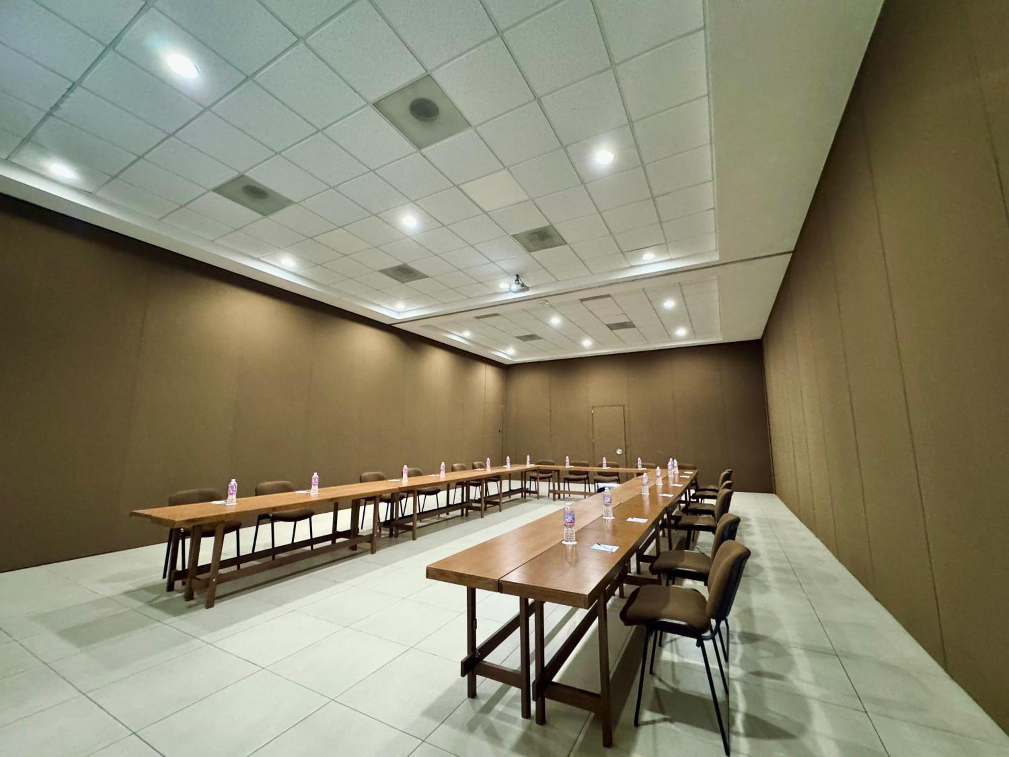 Comfort Inn Córdoba Eksteriør bilde