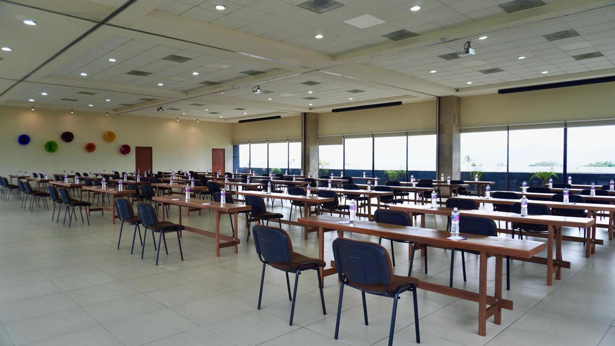 Comfort Inn Córdoba Eksteriør bilde